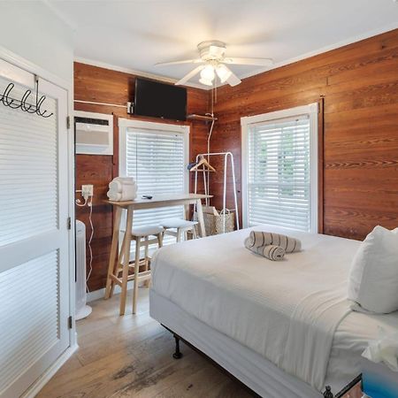 Carey'S Corner Apartman Key West Kültér fotó